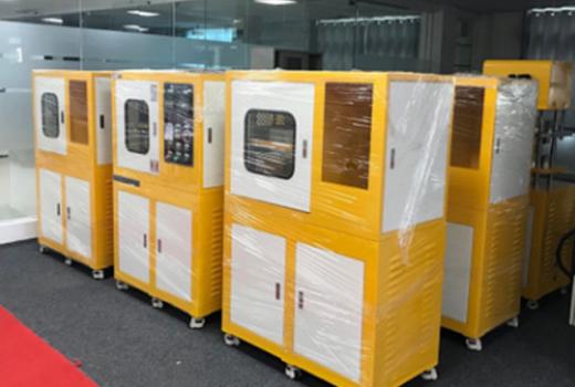 小型电动加硫成型机